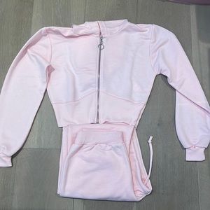 Pretty Little Thing sweat set